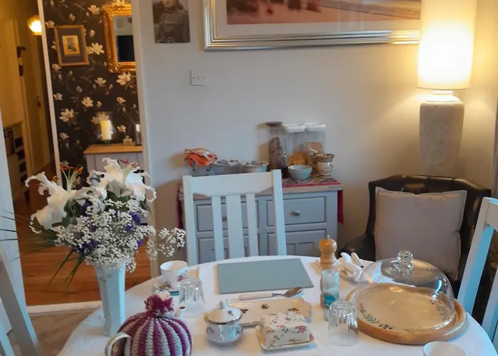 Saint Martin's לינה וארוחת בוקר בנדון